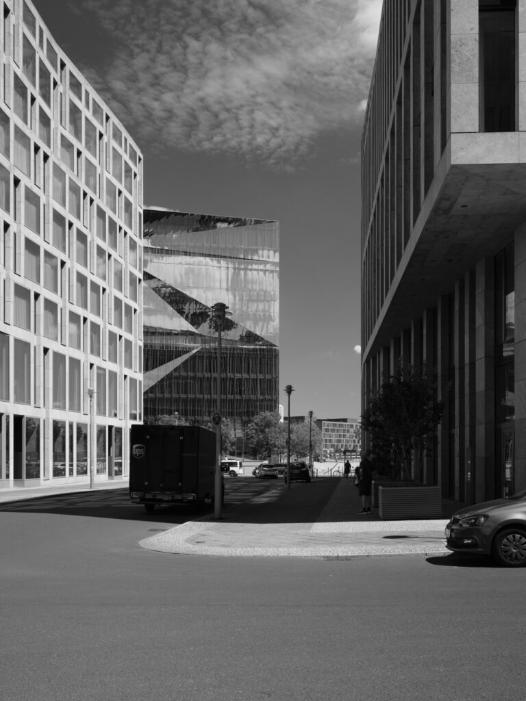 Structures